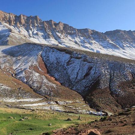 Alliance Berbere - Vallee D'Ait Bouguemez Timit Bagian luar foto